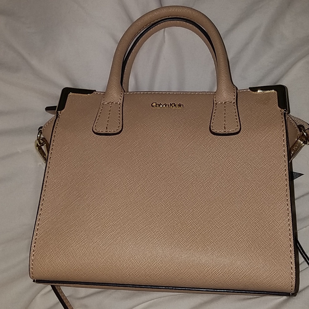 Calvin Klein Crossbody